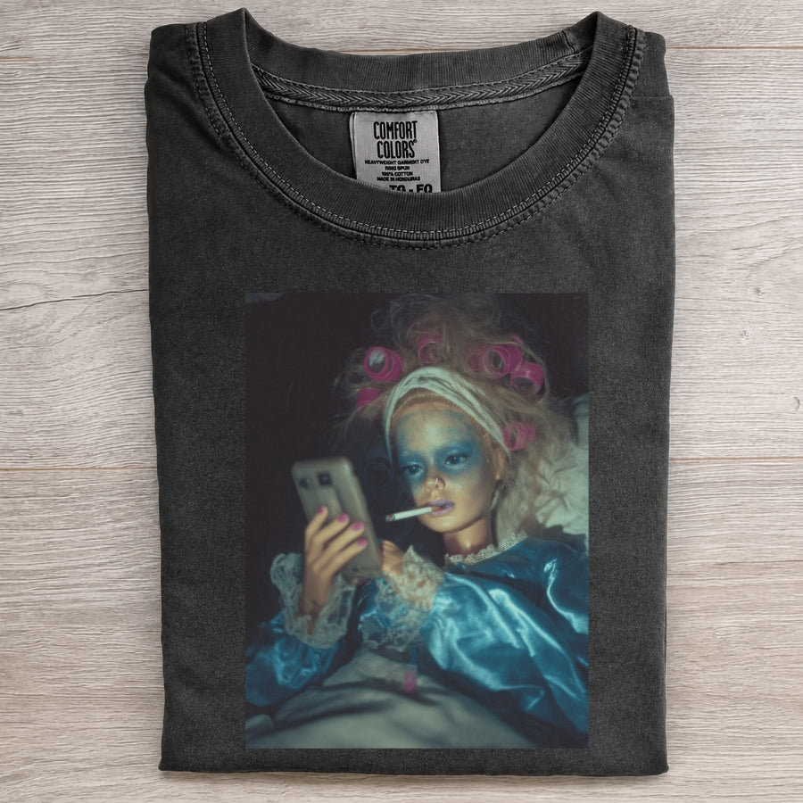 Doll Late Night Scroll